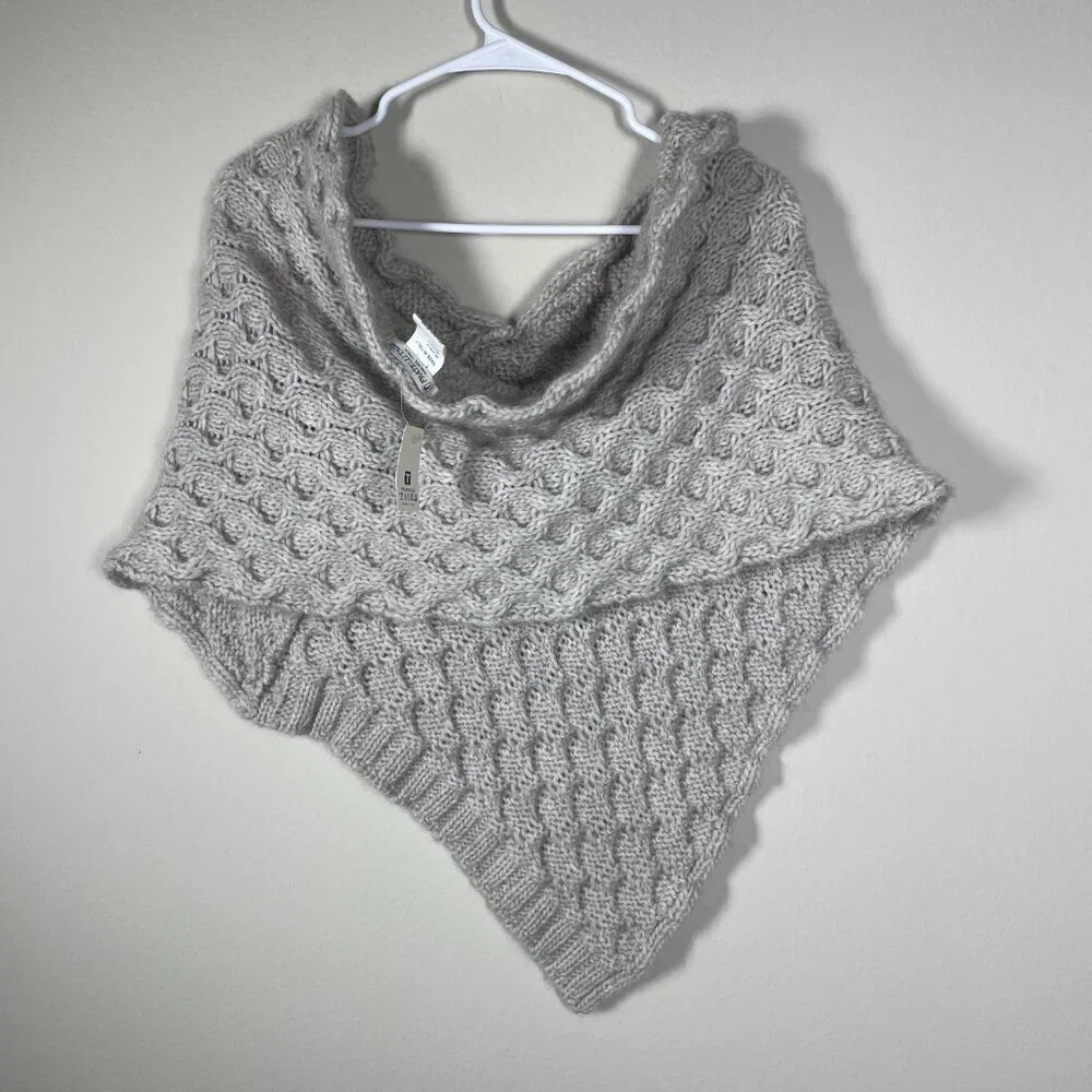 NWT! Fratelli Talli Italy Wool Alpaca Acrylic Oatmeal Knit Poncho Cape O/S! - Picture 5 of 5